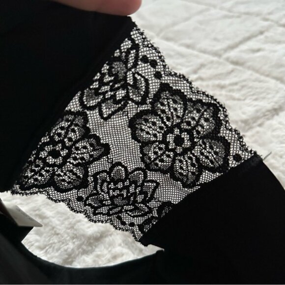 Victoria's Secret PINK | Black Seamless No Show Cheekster Panties | Size Medium - Picture 10 of 13